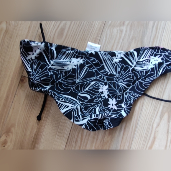 Bikini bottom Summer Sale 🌼 - Picture 4 of 6